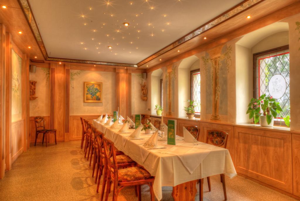 Hotel Raeuberschaenke Oederan Esterno foto